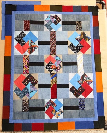 middle border pieced in multi colours