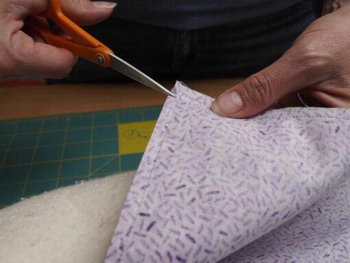 How To Finish A Quilt With No Binding | Quilts By Jen