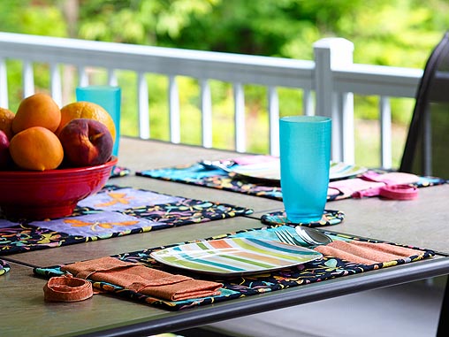 A Picnic In Style With Quilted On-The-Go Placemats