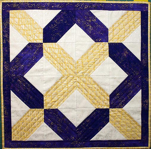 Quilting The X And O Table Topper Quilt