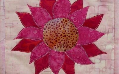 Pink Dahlia – Mug Rug #8